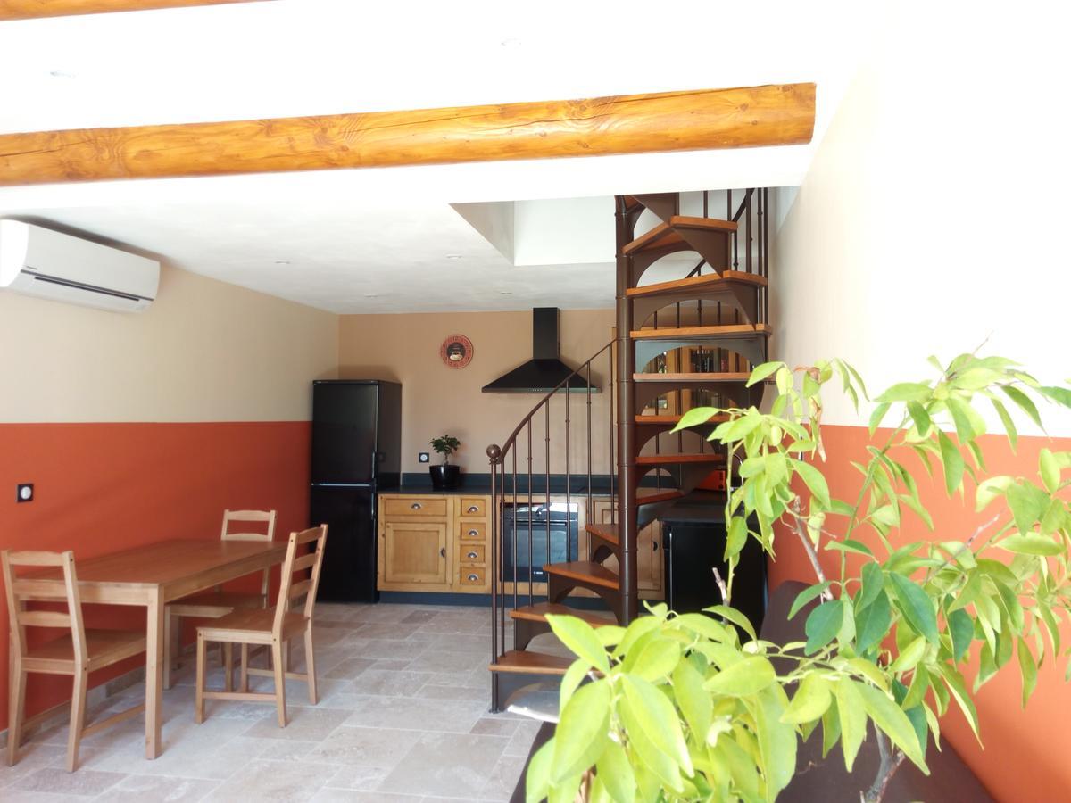 Bed and Breakfast La Chrysalide Loriol-du-Comtat Exterior foto
